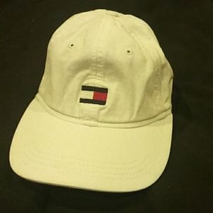 Tommy Hilfiger White Cap